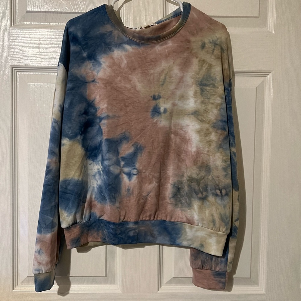 Women’s L Another Reason tie-dye sweater